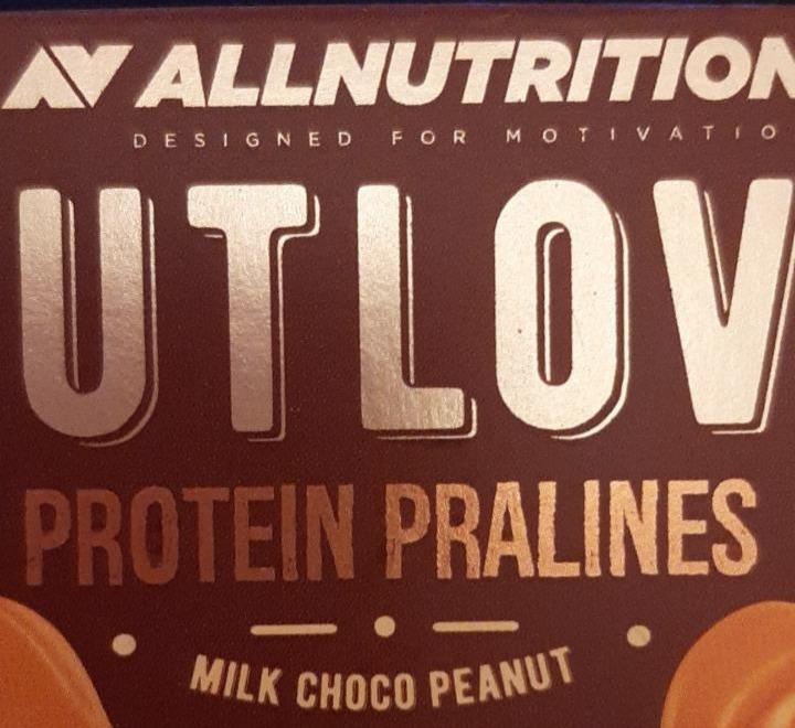 Фото - Молочний шоколадний арахіс NutLove Protein Pralines Allnutrition