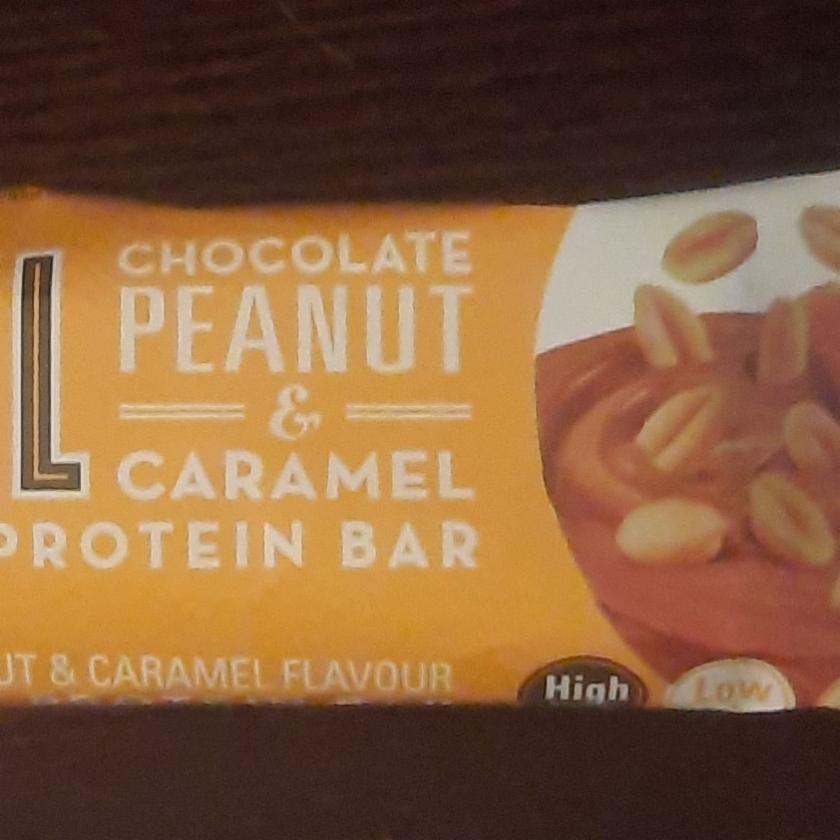 Фото - Chocolate Peanut & Caramel Vitamin & Protein Bar Fulfil