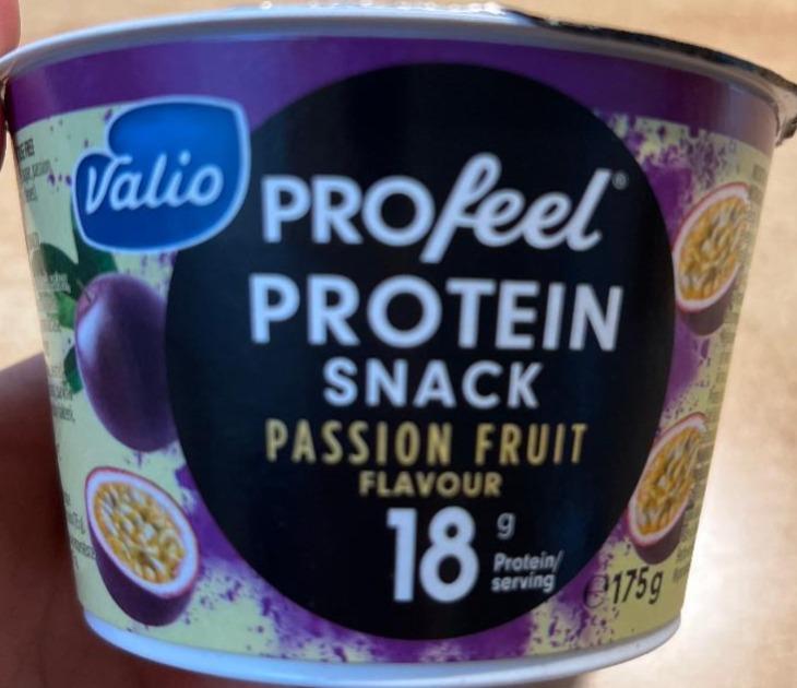 Фото - Пастеризований свіжий сир аPROfeel Protein Snack зі смаком маракуйя Valio