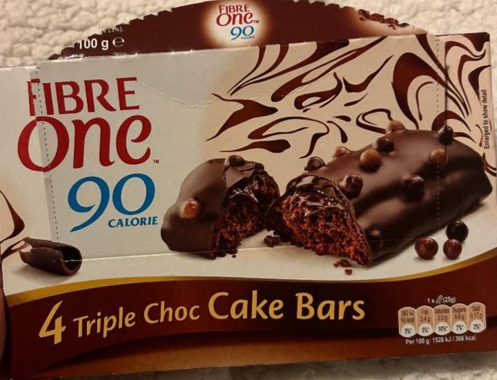 Фото - Triple Choc Cake Bars Fibre One