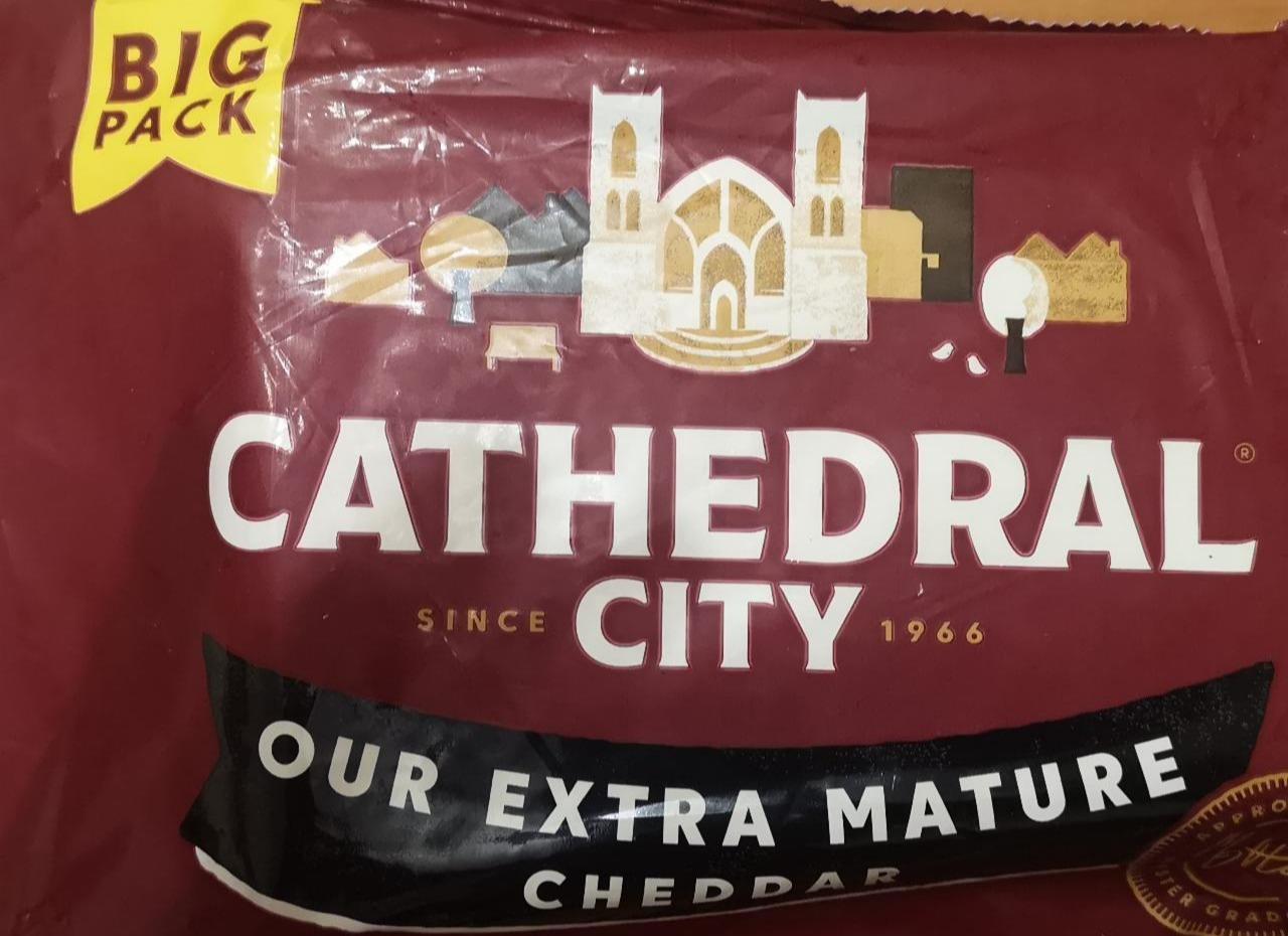 Фото - Extra Mature Cheddar Cheese Cathedral City