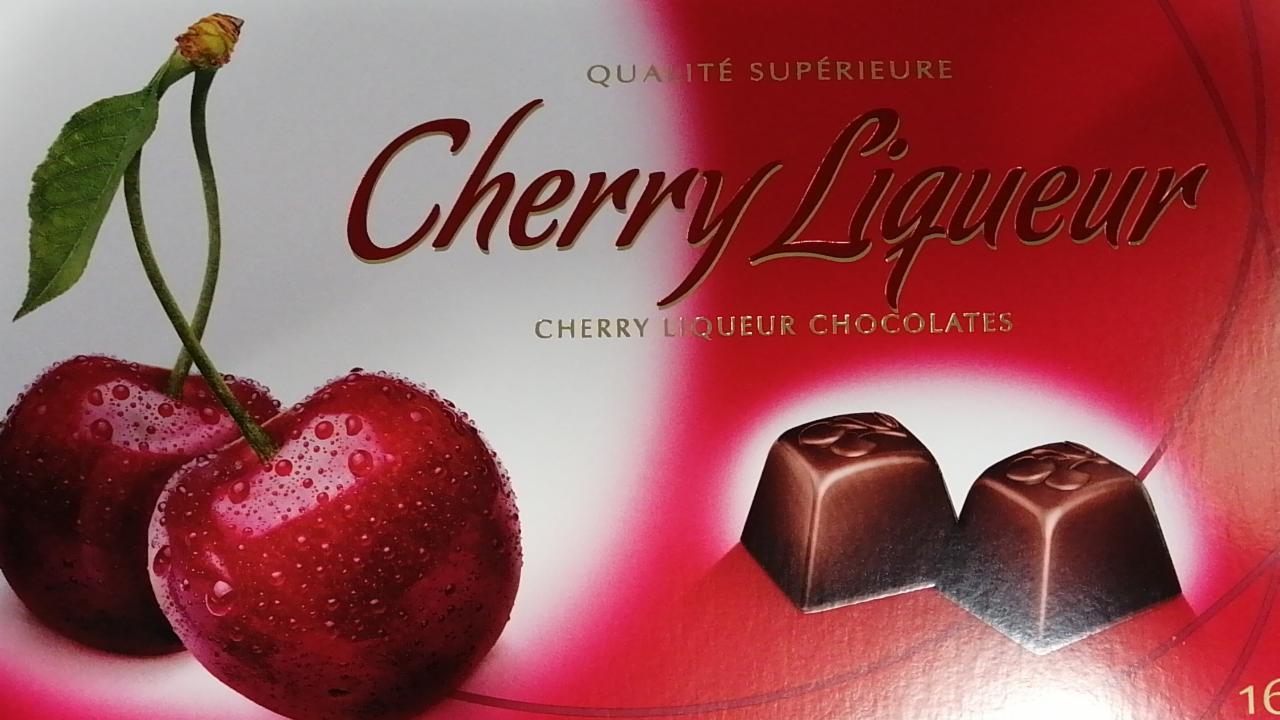Фото - Шоколадні цукерки з лікером Cherry Liqueur Qualite Superieure