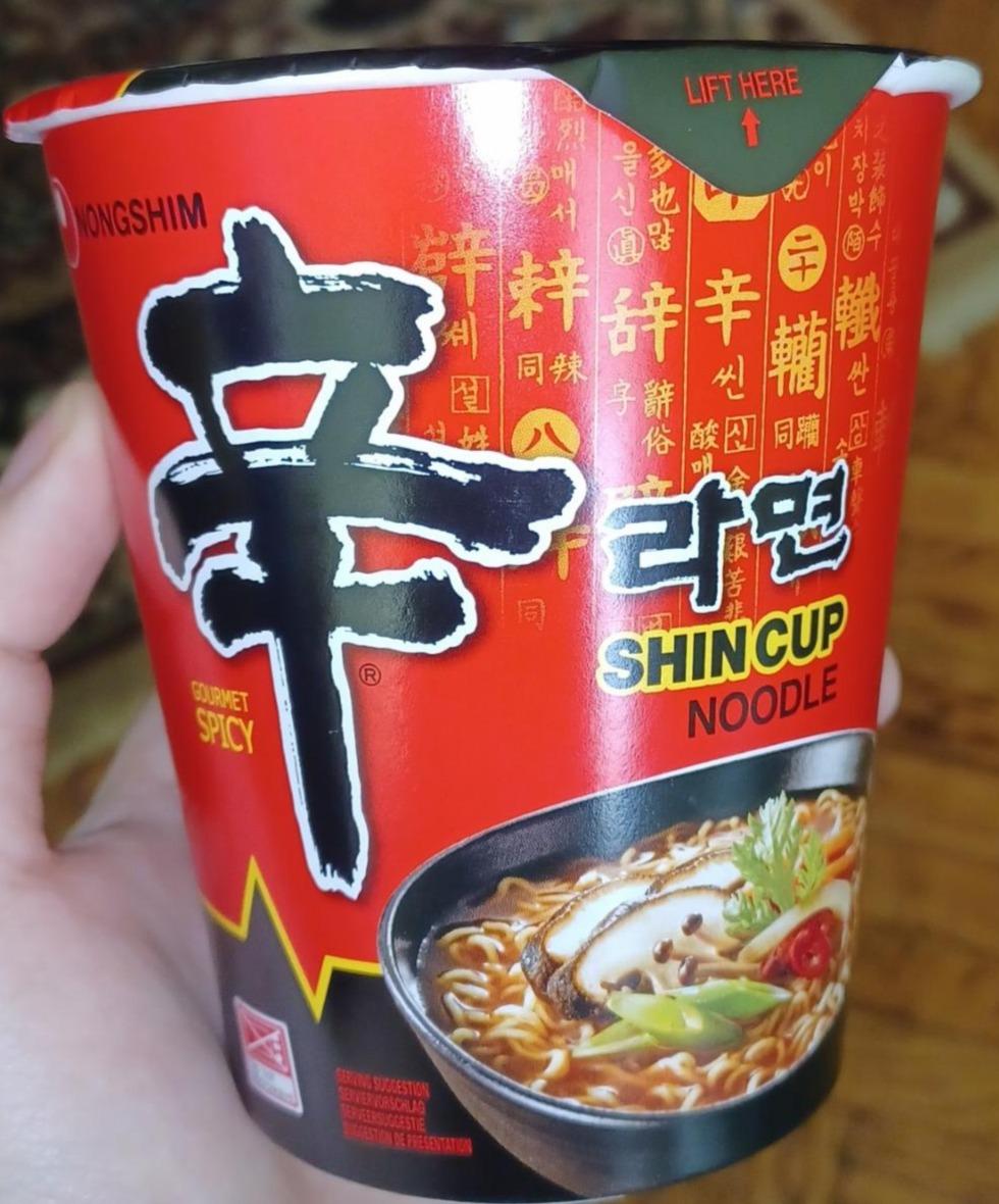 Фото - Instantní nudlová polévka Shin Cup spicy Nongshim