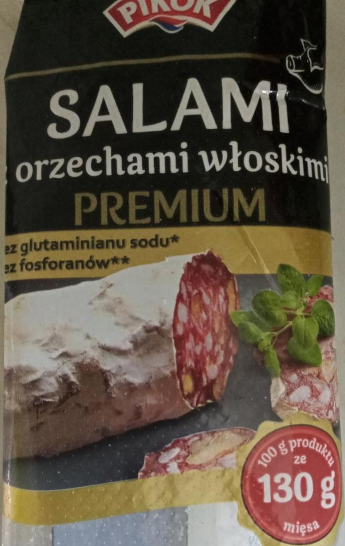 Фото - Ковбаса Салямі сиров’ялена з грецькими горіхами Salami z orzechami wloskimi Premium Pikok