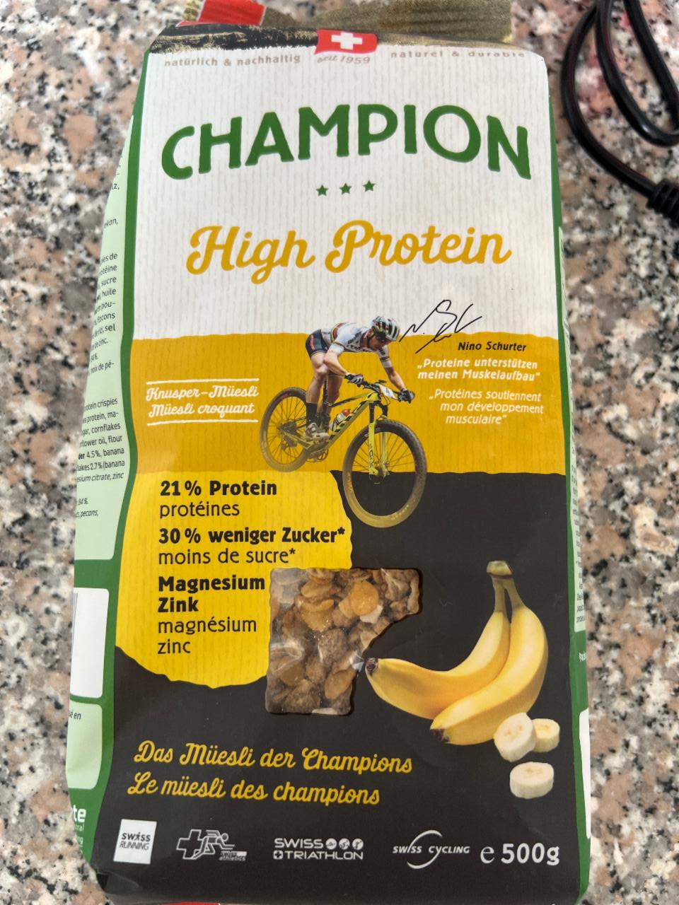 Фото - Мюслі протеїнові з бананом High Protein Champion Familia