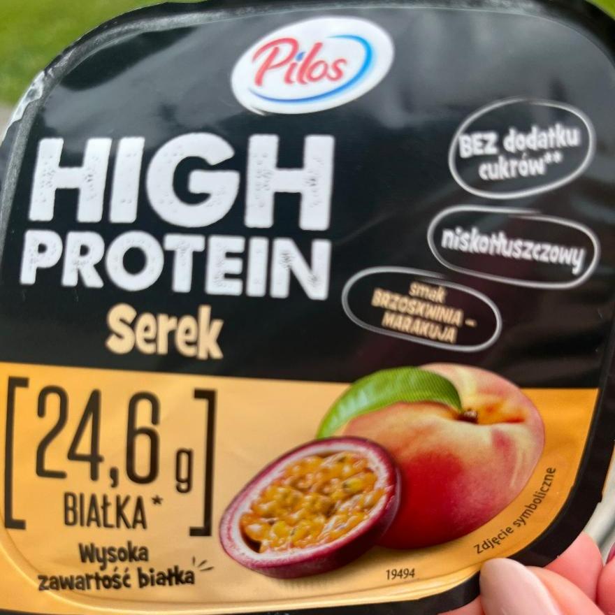 Фото - Сирок зі смаком персик-маракуйя High Protein Serek Pilos