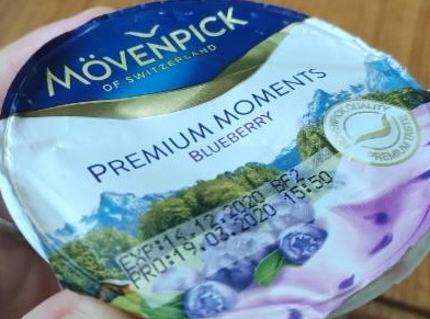 Фото - Йогурт Чорниця 5% Blueberry Мовенпік Premium Mövenpick