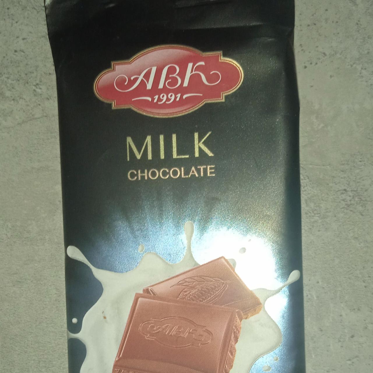 Фото - Шоколад молочний Milk Chocolate АВК