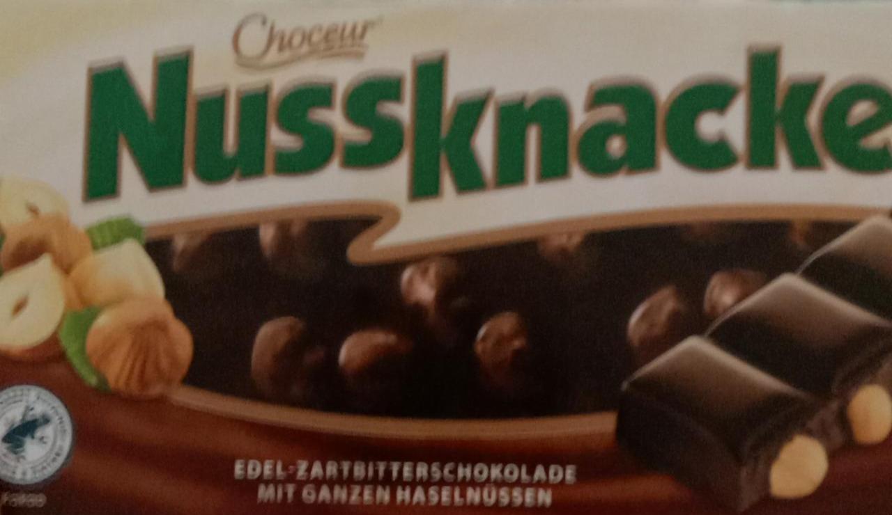 Фото - Чорний шоколад з лісовими горіхами NussKnacker Choceur