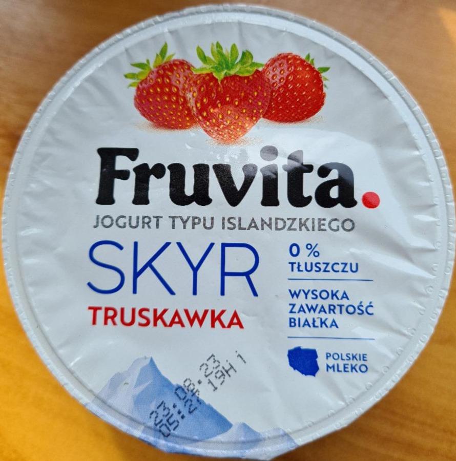 Фото - Jogurt typu islandzkiego skyr porzeczka Fruvita