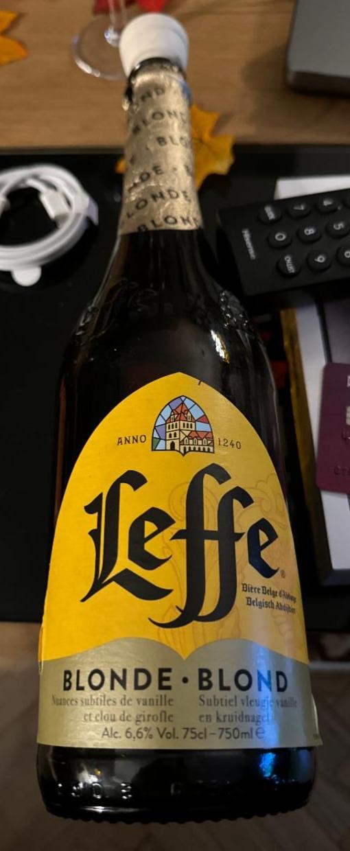 Фото - Пиво 6.6% світле пастеризоване Blond Leffe