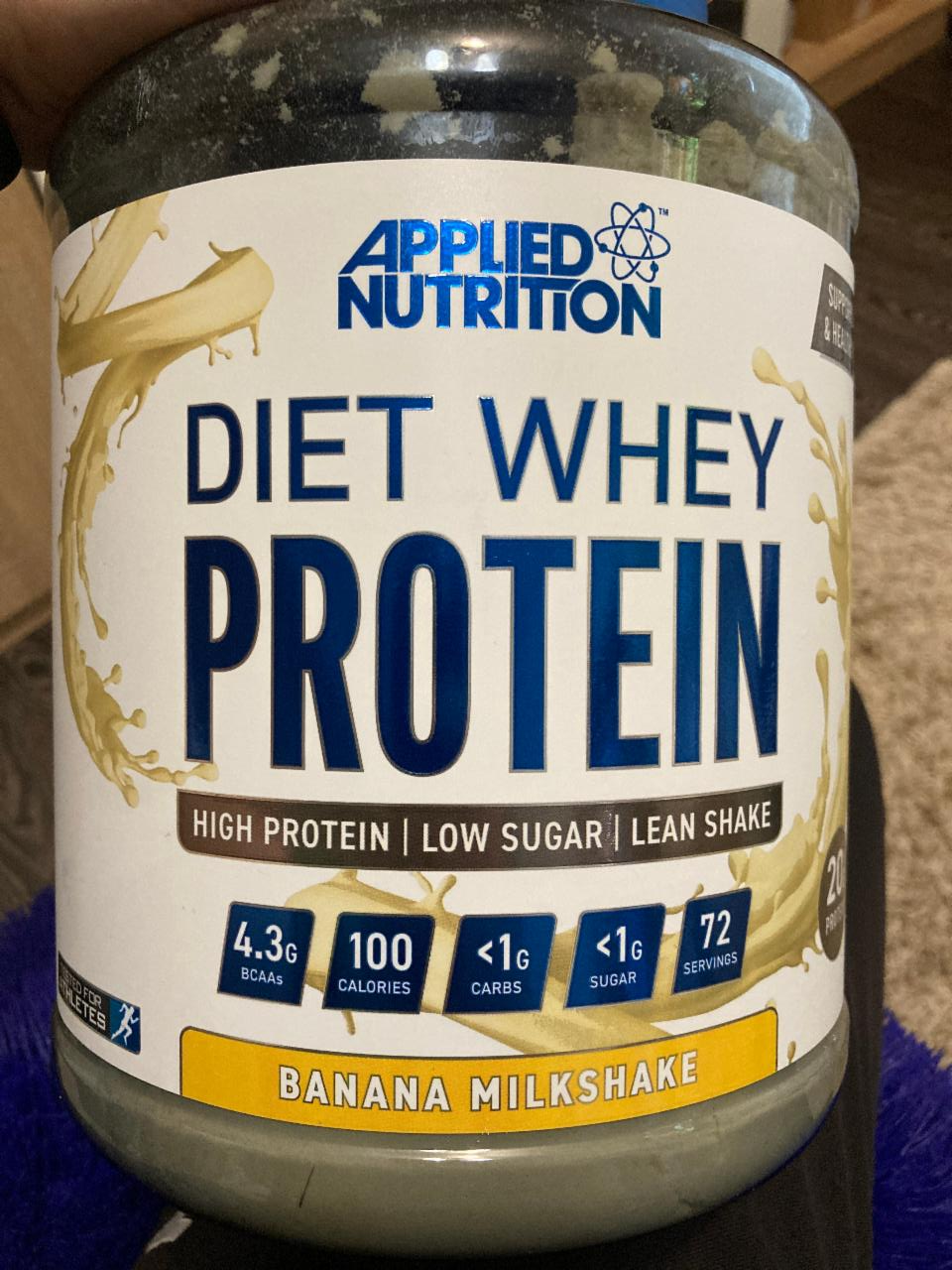 Фото - Протеїн Diet Whey Protein Banana Milkshake Applied Nutrition