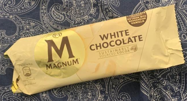 Фото - Морозиво в білому шоколаді White Chocolate Magnum