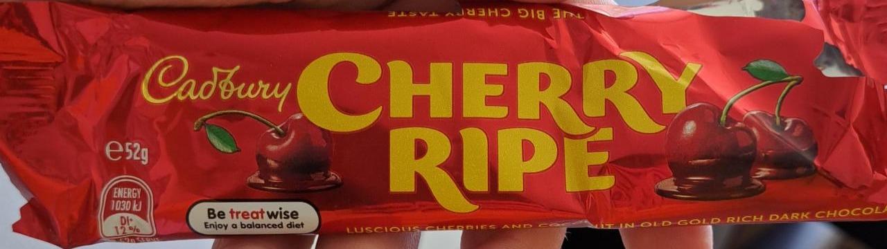 Фото - Шоколадний батончик Cherry Ripe Cadbury