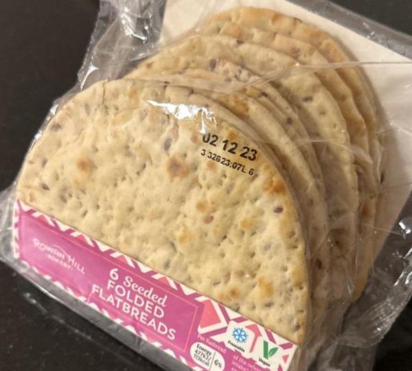 Фото - Folded flatbreads With mixed seeds Lidl