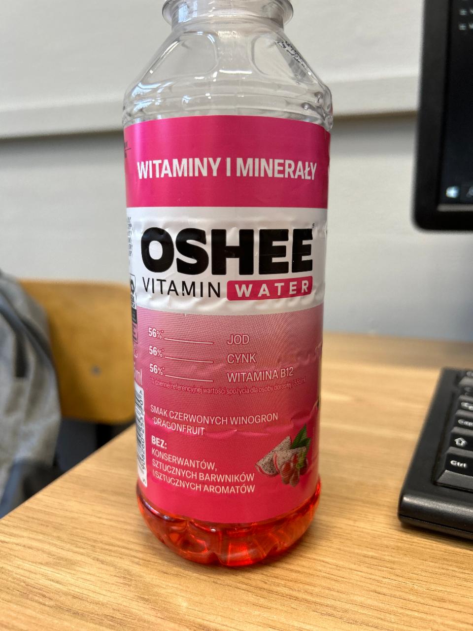 Фото - Напій вітамінізований Vitamin Water Red Grape Dragonfruit Flavour Drink Oshee