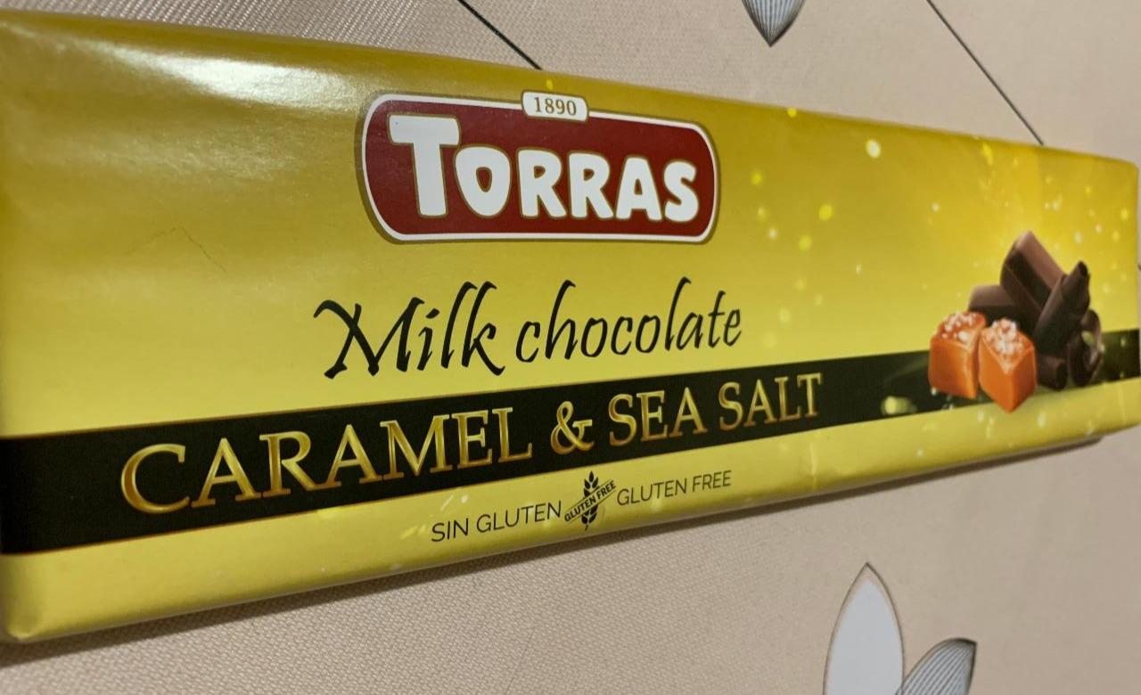 Фото - Шоколад молочний з соленою карамеллю Torras