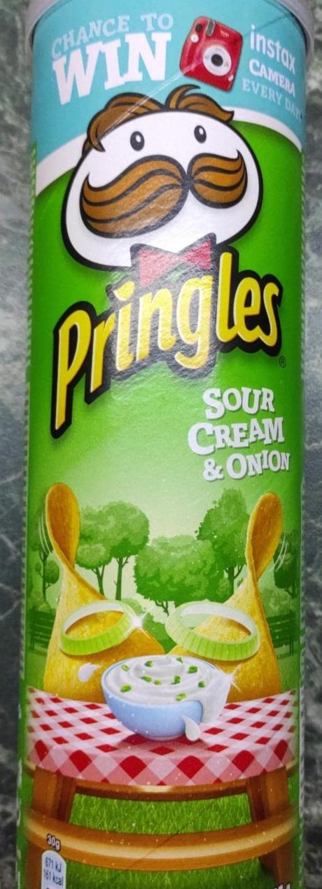 Фото - Чіпси зі смаком сметани і цибулі Sour Cream & Onion Pringles