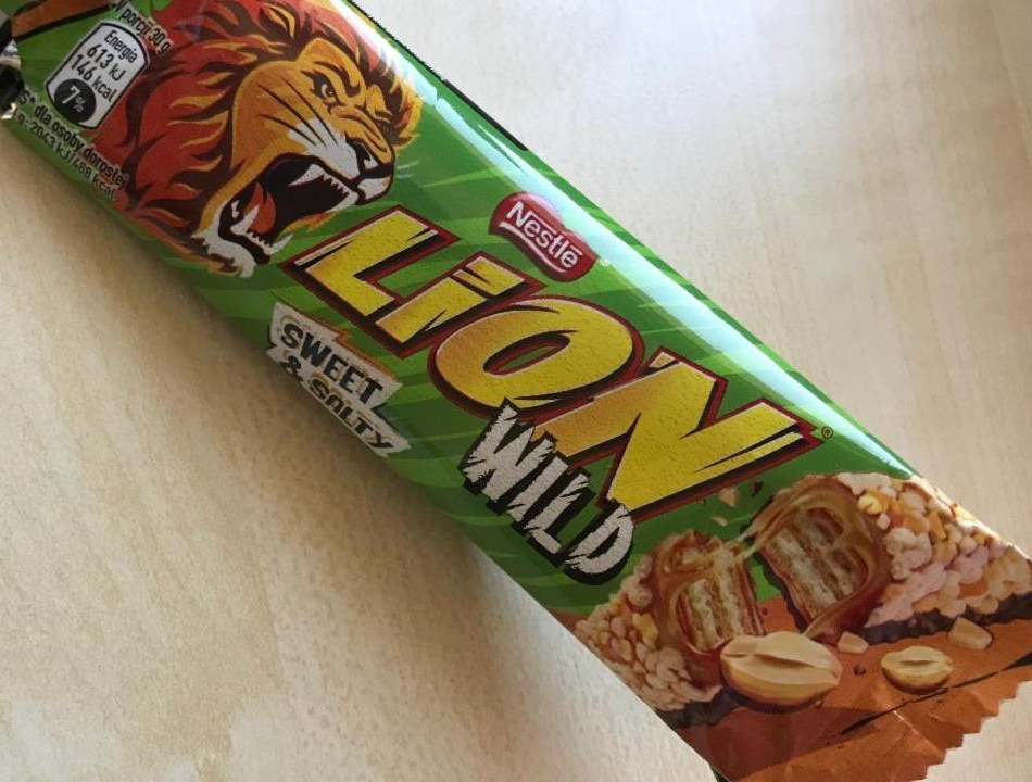 Фото - Батончик шоколадний Lion wild Nestlé
