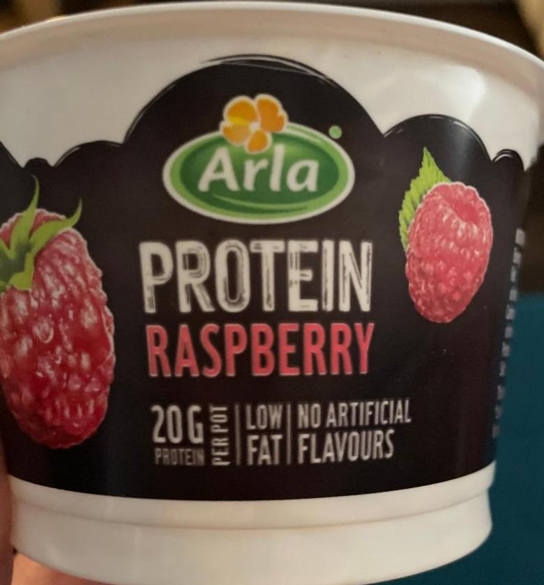 Фото - Йогурт протеїновий зі смаком малини Protein Raspberry Yogurt Arla