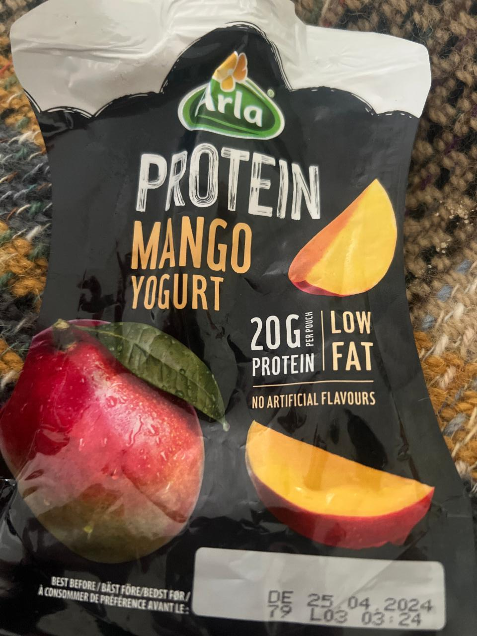 Фото - Protein Mango Pouch Yogurt Arla