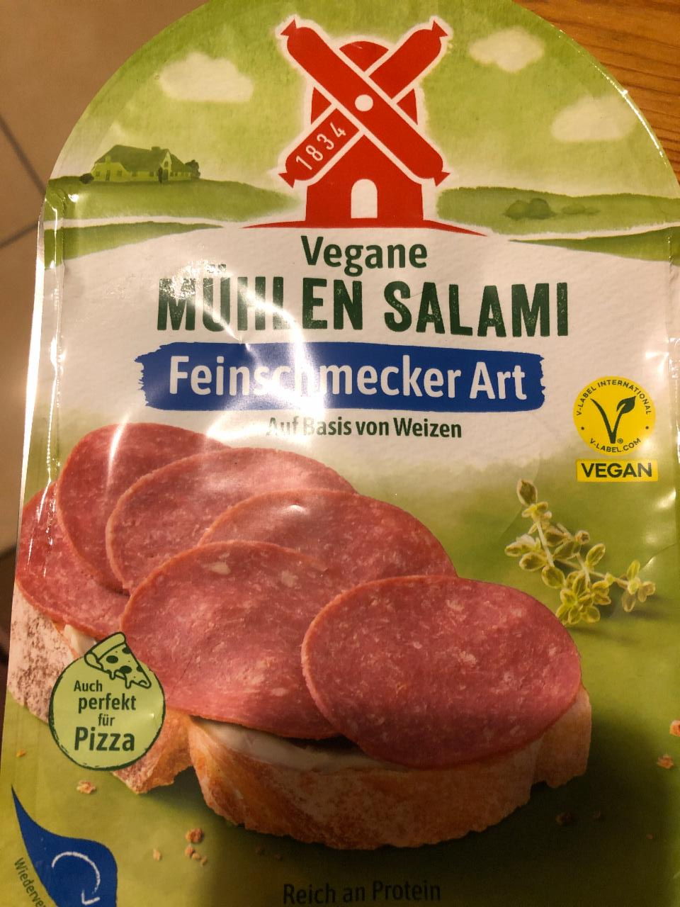 Фото - Mühlen en salami Vegane