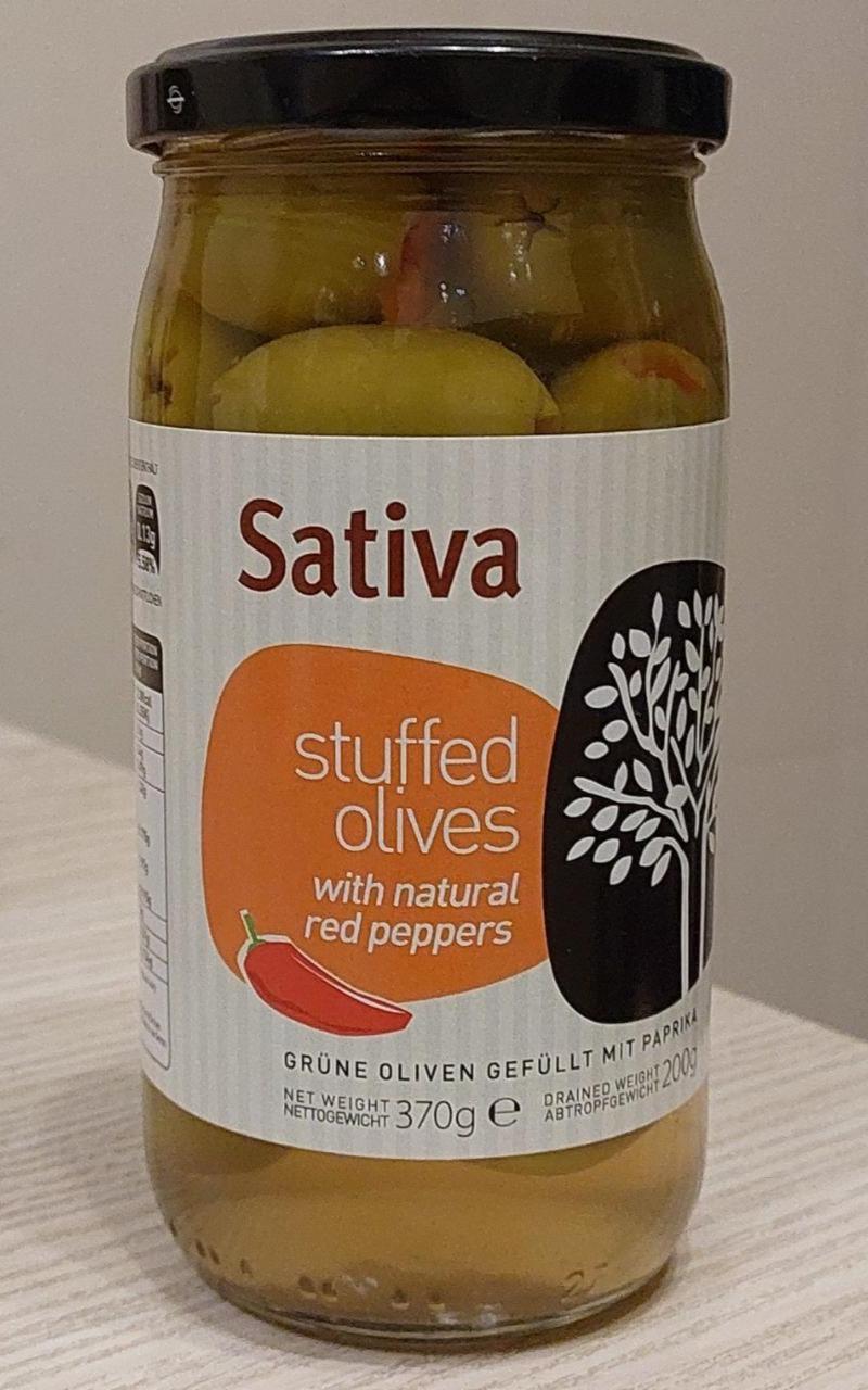 Фото - Оливки зелені фаршировані червоним перцем Sativa