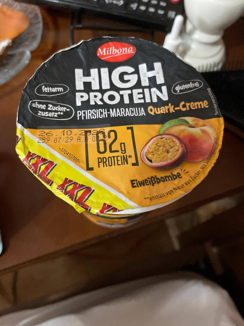 Фото - Йогурт зі смаком персик-маракуйя High Protein Milbona