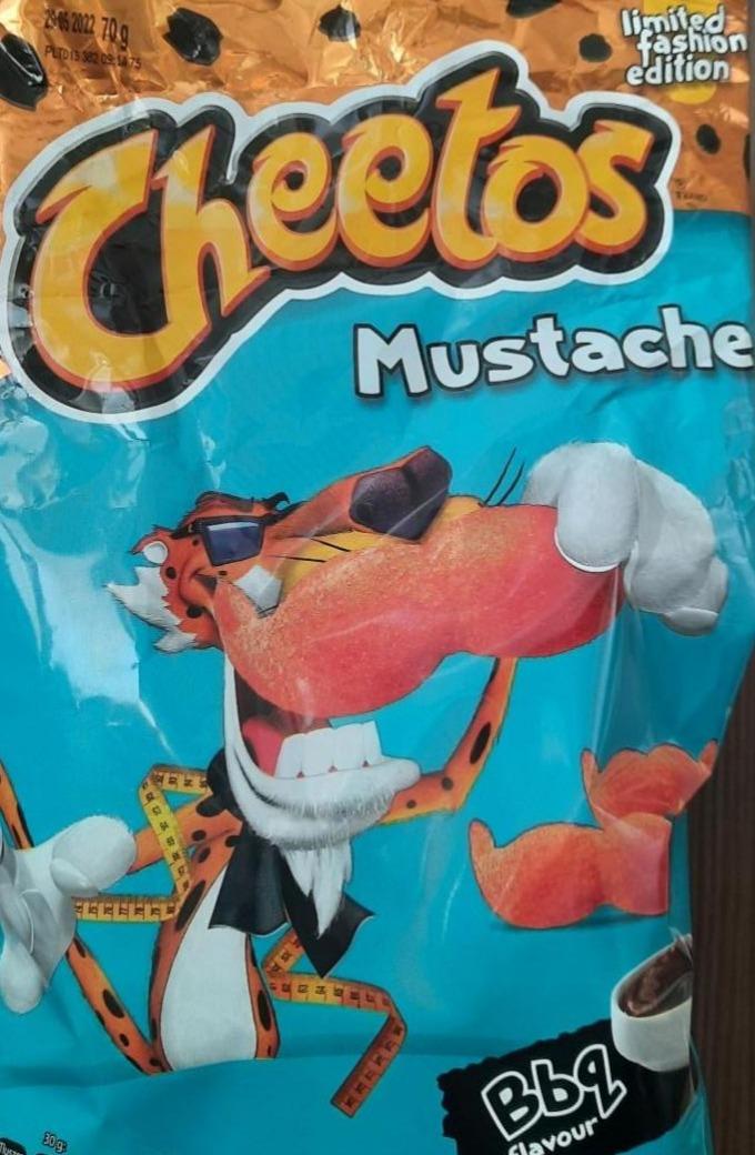 Фото - Кукурудзяні чіпси зі смаком соусу барбекю Mustache Cheetos