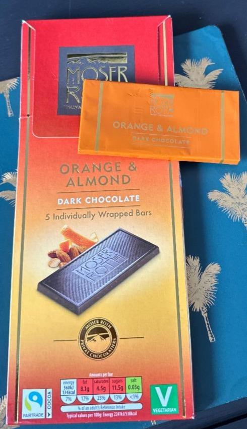 Фото - Orange & Almond Dark Chocolate Moser Roth