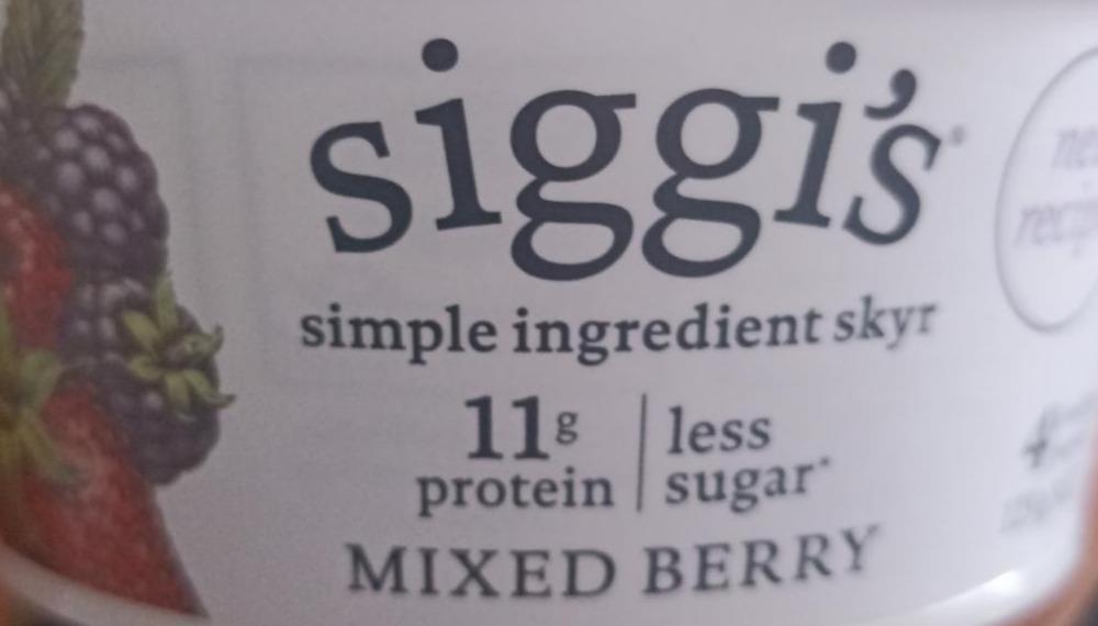 Фото - Yoghurt Mixed Berry Siggi's