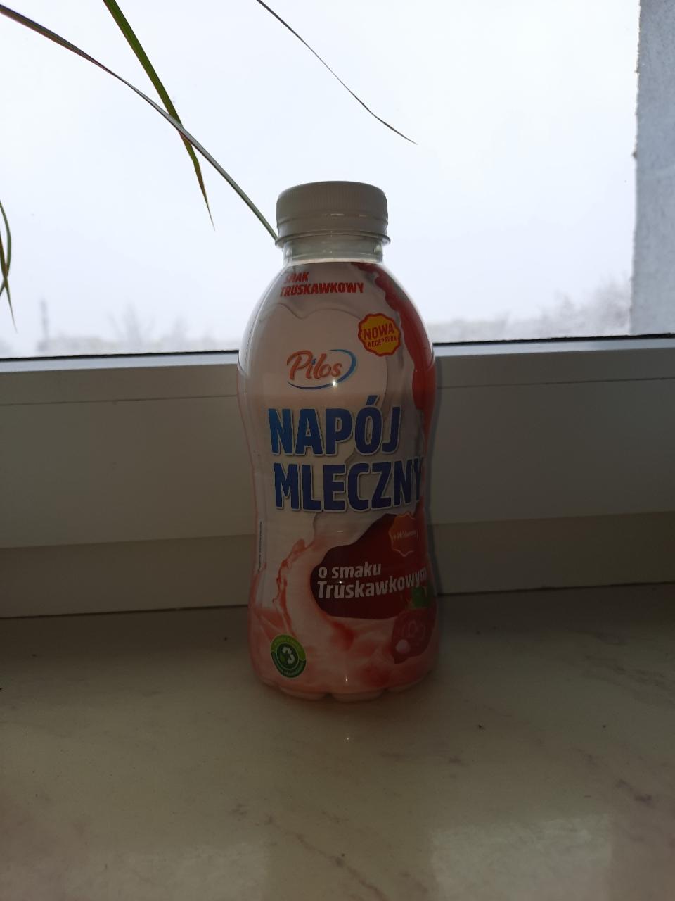 Фото - Йогурт 1.4% Milk Drink Strawberry Flavour Pilos
