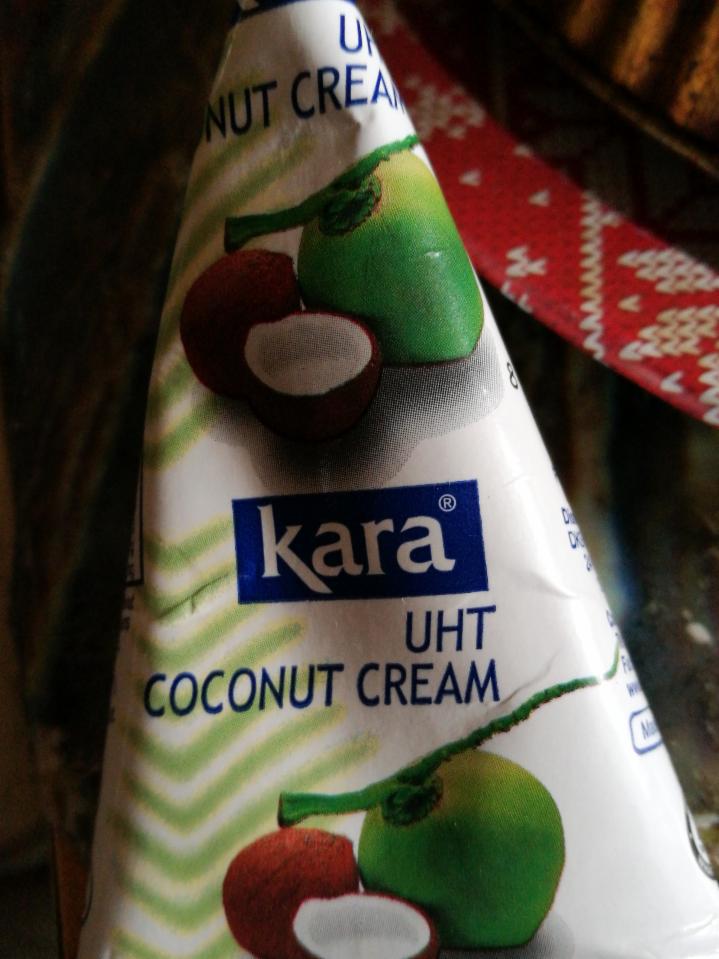 Фото - Вершки 24% кокосові ультрапастеризовані Kara