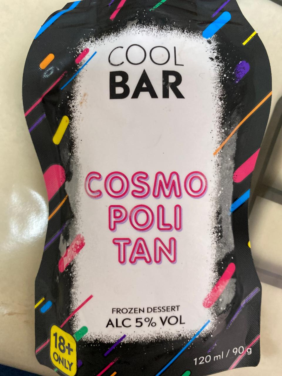 Фото - Десерт 5% заморожений з горілкою Cosmopolitan Cool Bar