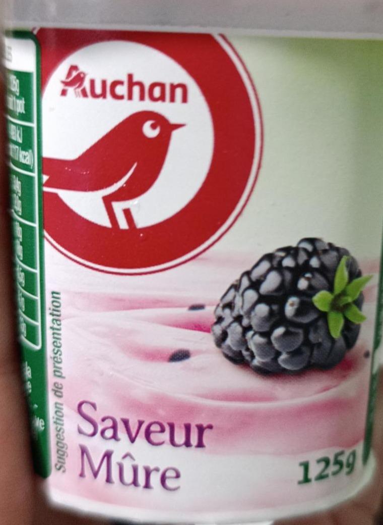 Фото - Йогурт ягідний з кусочками ягід Ашан Auchan