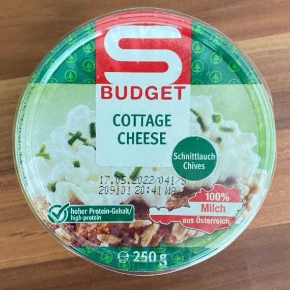 Фото - Сир кисломолочний Cottage Cheese S Budget