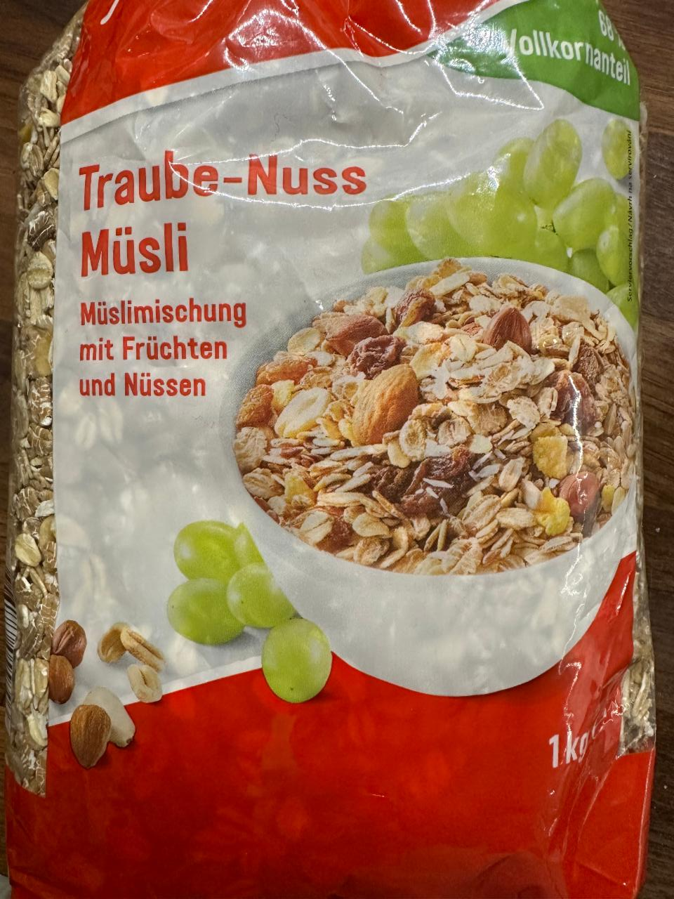 Фото - Мюслі з горіхами та родзинками Traube-Nuss Musli Jeden Tag