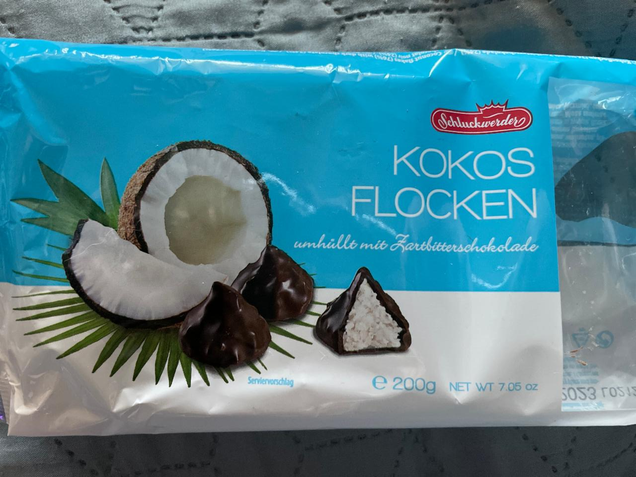 Фото - Цукерки з кокосовою начинкою в чорному шоколаді Schluckwerder