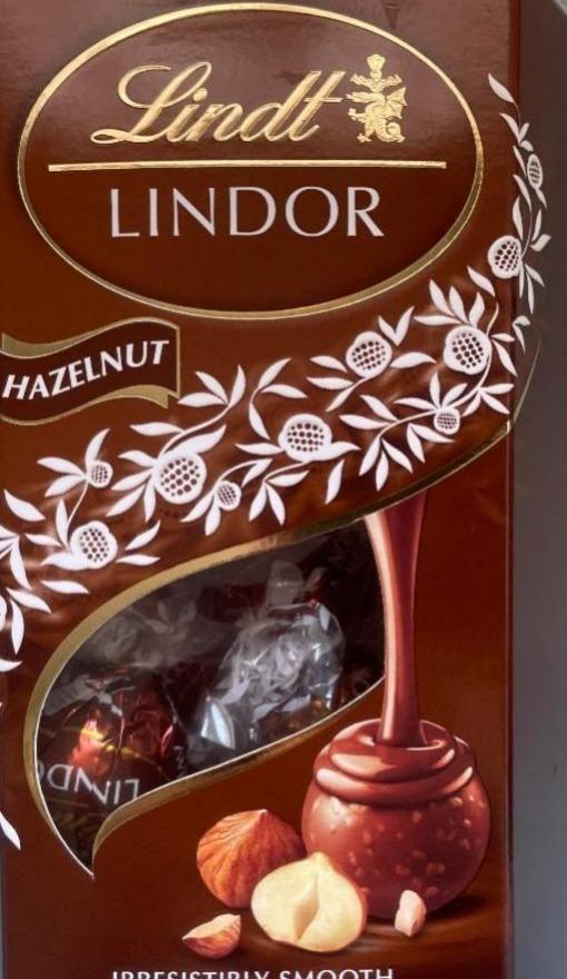 Фото - Праліне з молочного шоколаду з шматочками фундука Lindor Lindt
